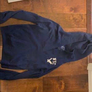 AE v-neck hoodie